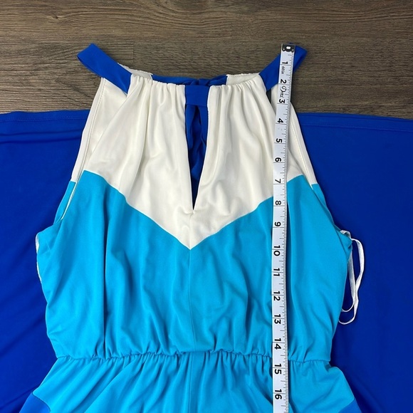 Vince Camuto Women’s Blue White Teal Colorblock Matte Jersey Maxi Dress, size 2 - Picture 11 of 12